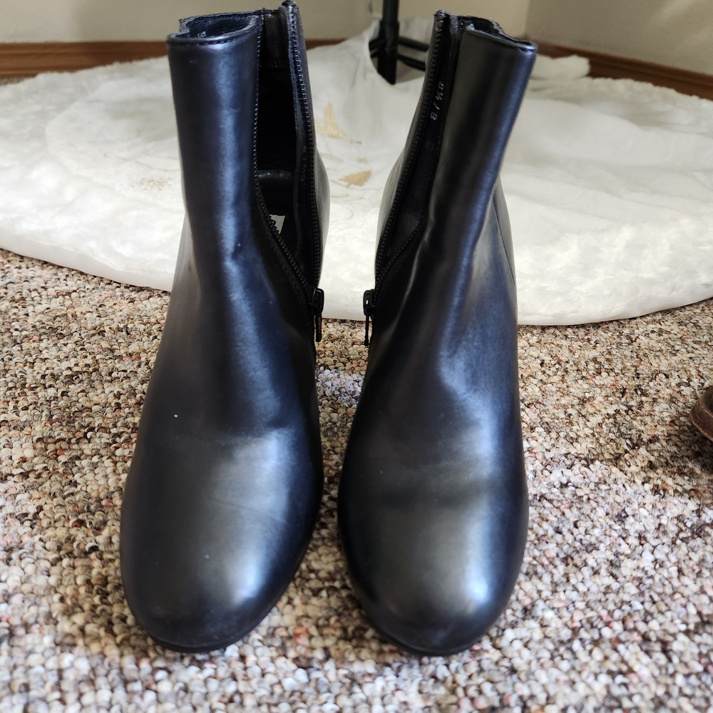 Steve Madden Black Ankle Booties